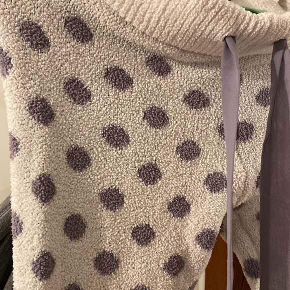 Pajama - Picture 2 of 3